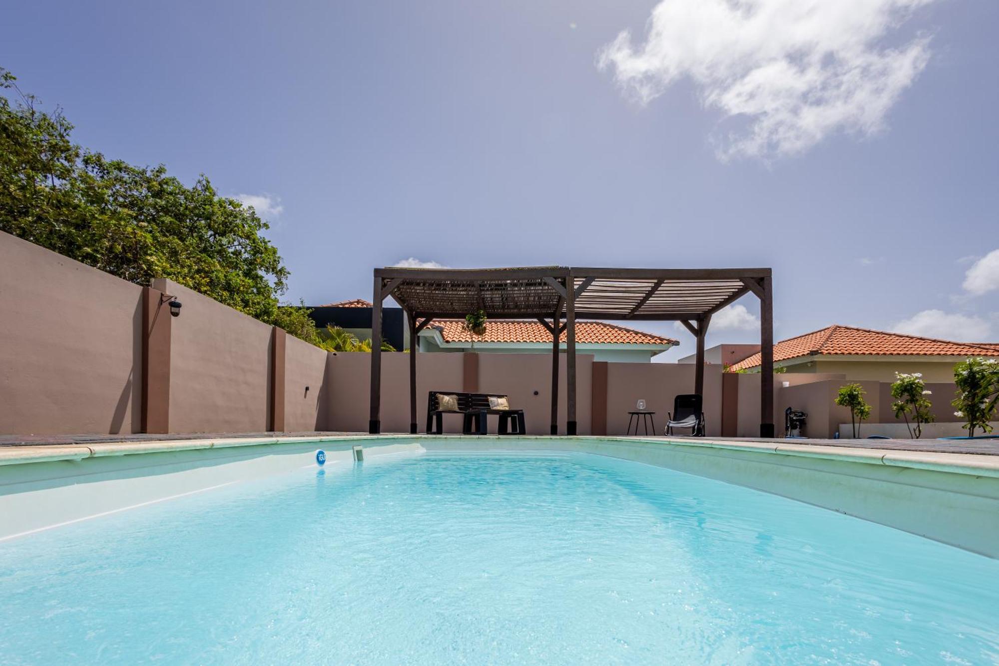Av Curacao - Centrally Located Spacious Apartment Willemstad Exterior foto